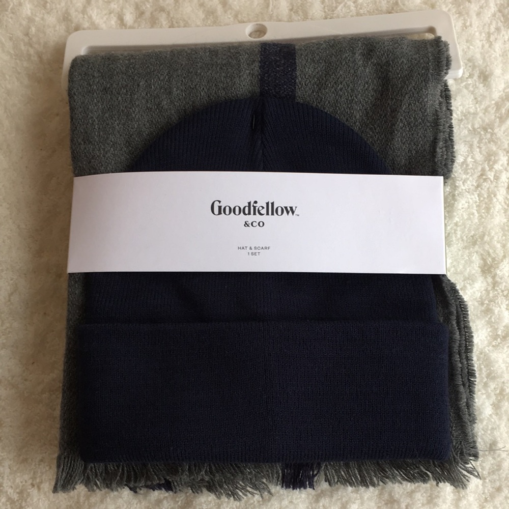 Goodfellow & Co hat & scarf